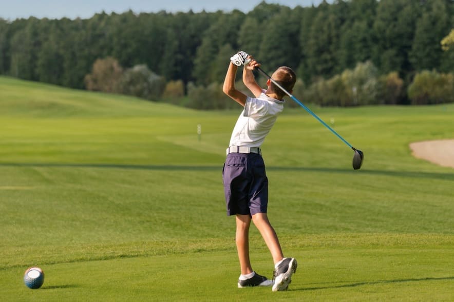 Perfecting Your Swing: The Value of Personalized Golf Coaching